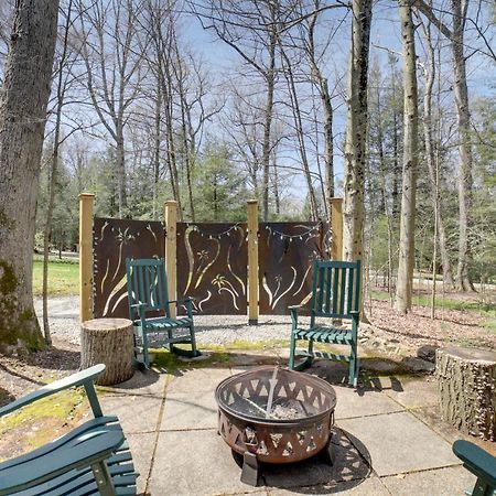 Pet-Friendly Pennsylvania Vacation Rental With Pool! Laughlintown Eksteriør billede
